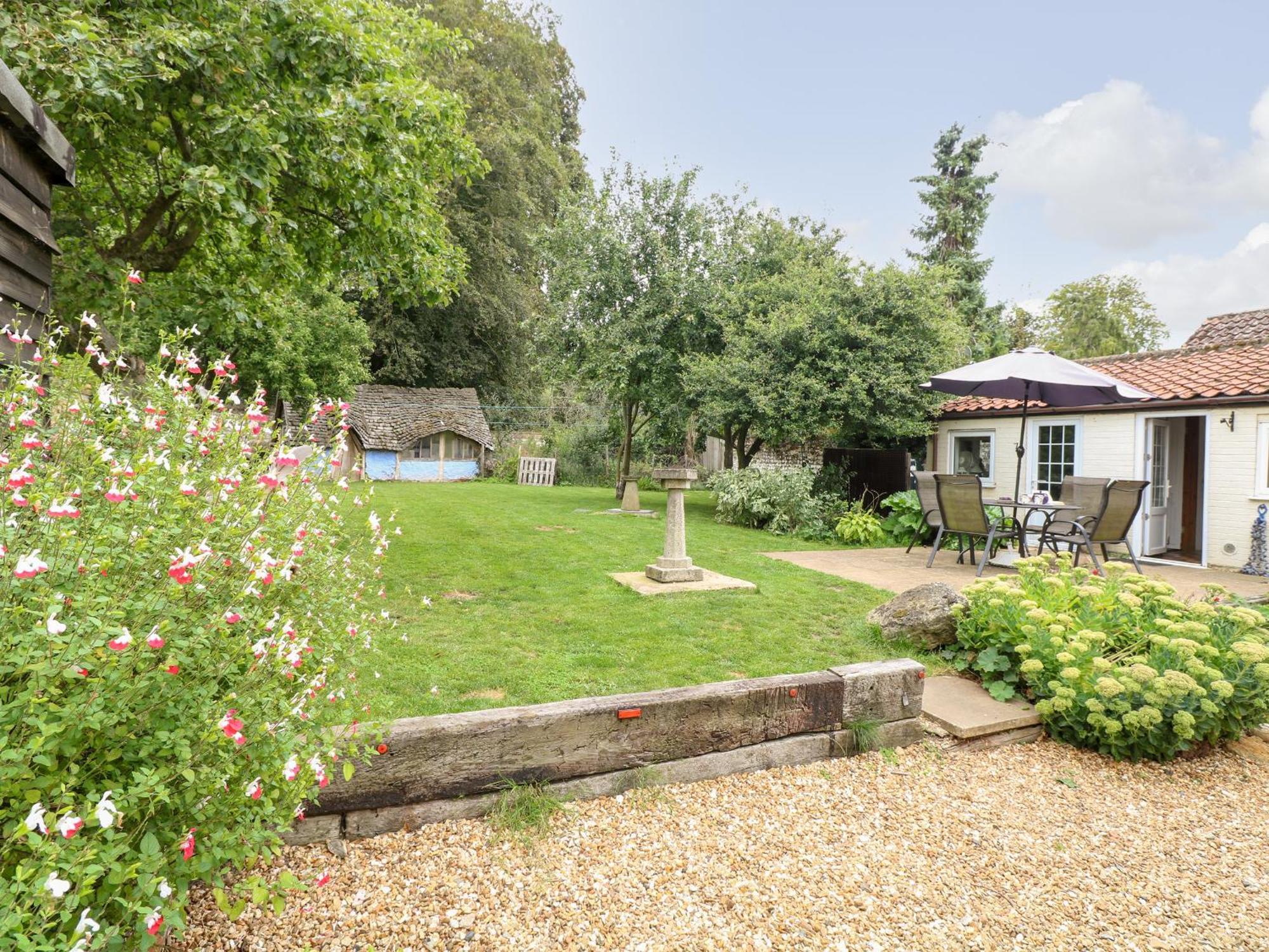 Garden House Thetford Exterior foto