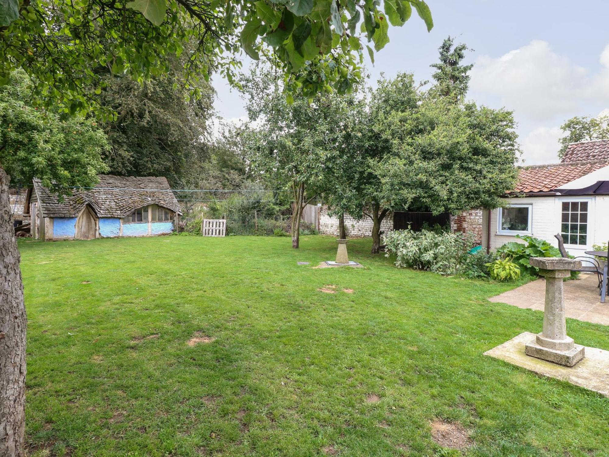 Garden House Thetford Exterior foto